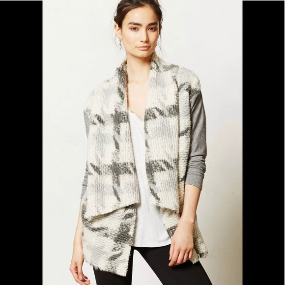 Anthropologie Sweaters - Anthropologie nubby knit front Open cardigan